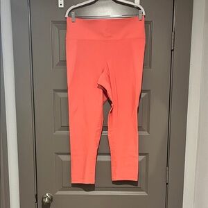 Old Navy Coral Women's Leggings